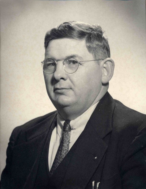 1946