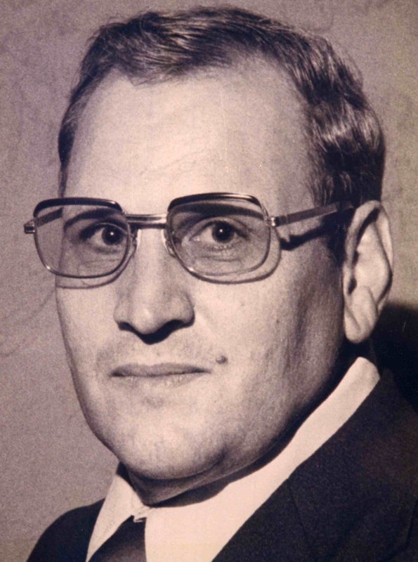  1976