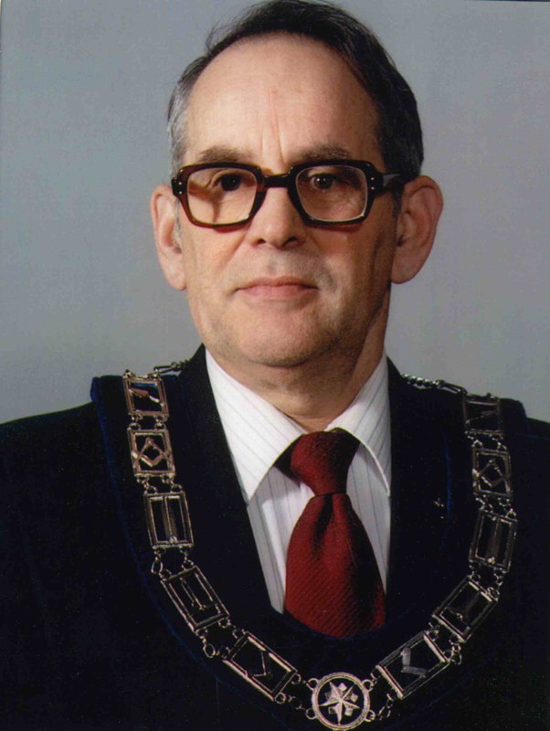 1996